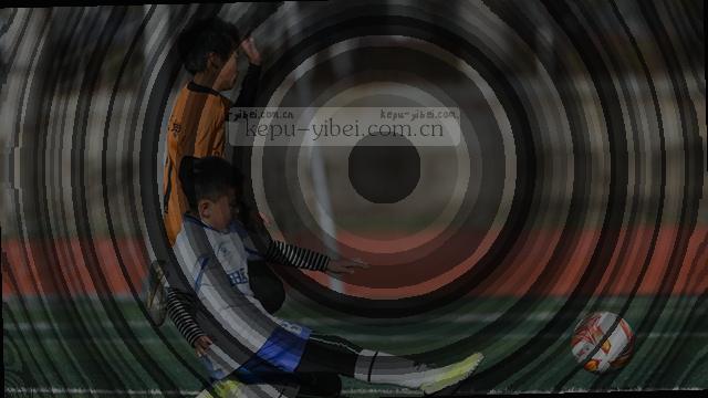 蹲厕所看比分更新